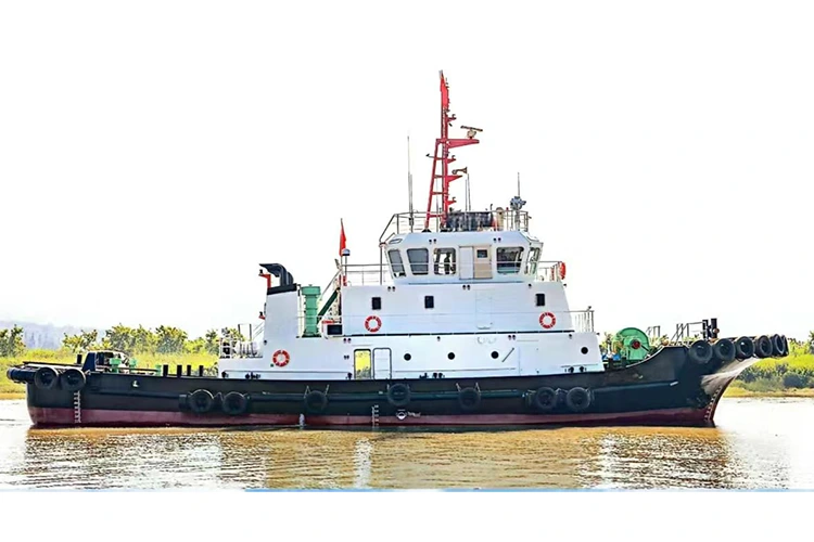 Propellerslæbebåd med kontrollerbar stigning